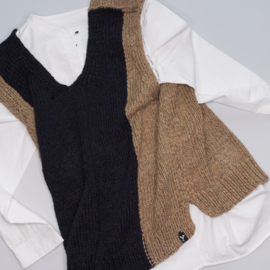 "Rigel" chunky hand knit vest