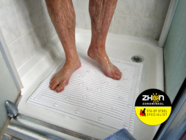 Anti-slip douchemat