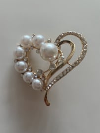 Heart of pearls