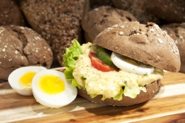 Broodje huisgemaakte eiersalade