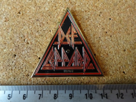 DEF LEPPARD - TRIANGLE NAME LOGO