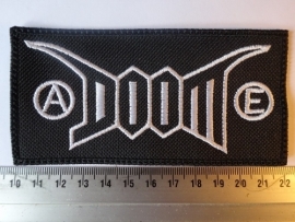 DOOM - WHITE/BLACK LOGO