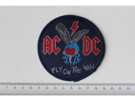 AC/DC - FLY ON THE WALL ( BLUE BORDER ) WOVEN