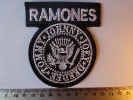 RAMONES - WHITE NAME + LOGO ( SHAPED )