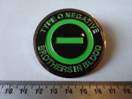 TYPE O NEGATIVE - BROTHERS IN BLOOD