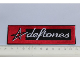DEFTONES - WHITE NAME LOGO