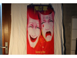 MOTLEY CRUE - THEATRE OF PAIN