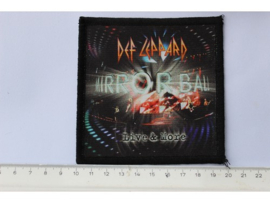 DEF LEPPARD - LIVE & MORE ( PRINT )