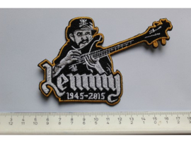 LEMMY ( MOTORHEAD ) - WHO PLAYS THE BASS?