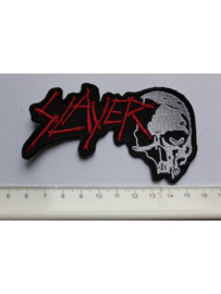 SLAYER - RED NAME LOGO + WHITE SKULL