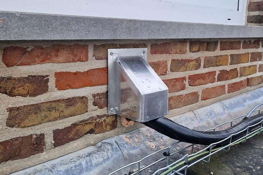 Aluminium muurdoorvoer 100x100 mm