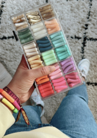 DIY luxe vakkendoos met 144 tubeskralen zomerkleuren