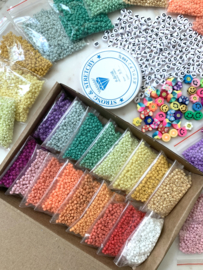 Summerbox - inclusief, letterkralen, elastiek, Candy rush kralen