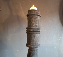 Houten kandelaar