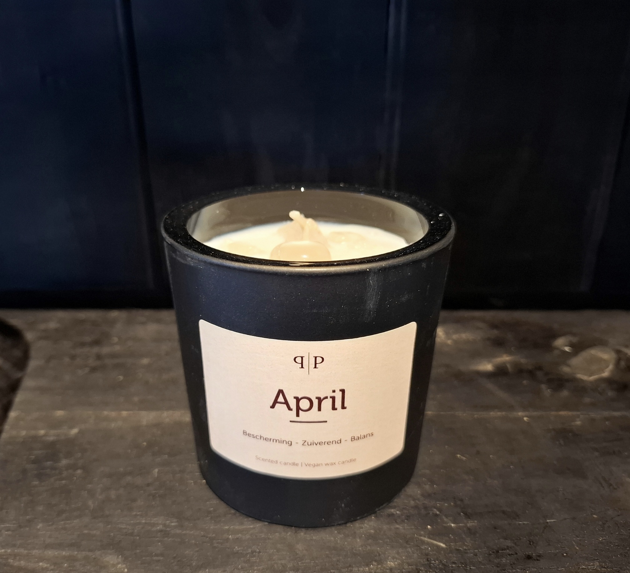 Maandkaars April