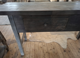 Sidetable met la