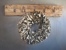 Krans palm petal wreath