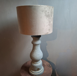 Betonnen lamp