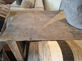 Sidetable Bali