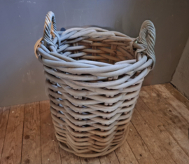 Ronde mand met  handvatten