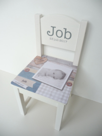 Geboortestoeltje met geboortekaartje Job