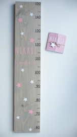 Groeimeter  van geboortekaartje uniek kraamcadeau Nikki