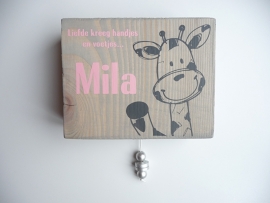 Muziekdoosje van geboortekaartje Mila