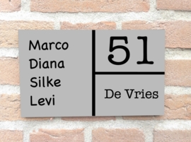 Voordeur naambord Drie vlakken en voornamen