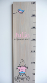 Groeimeter  hout van geboortekaartje kraamkado Julie