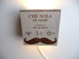 Lamp van het geboortekaartje Che Nola kraamcadeau