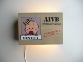 Lamp hout van het geboortekaartje kraamcadeau