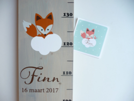 Groeimeter  hout van geboortekaartje kraamcadeau Finn