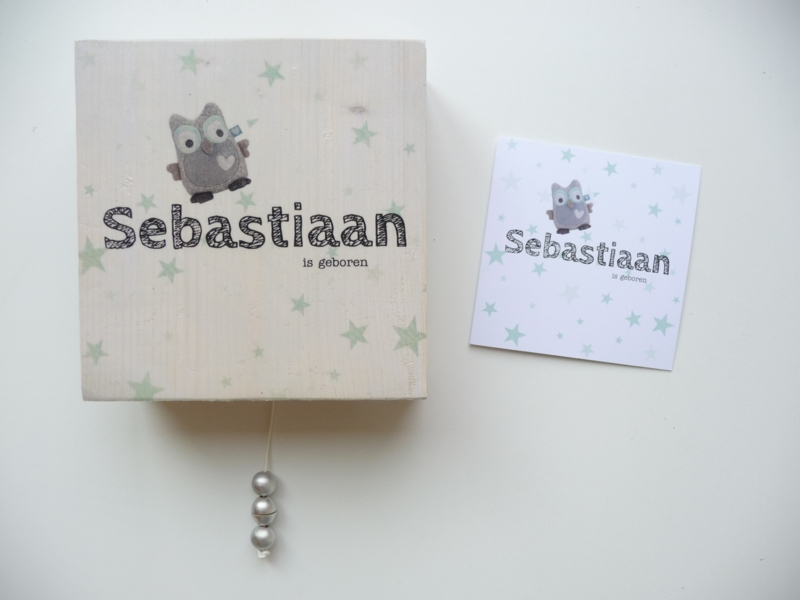 Muziekdoosje voor Sebastiaan op basis van haar geboortekaartje