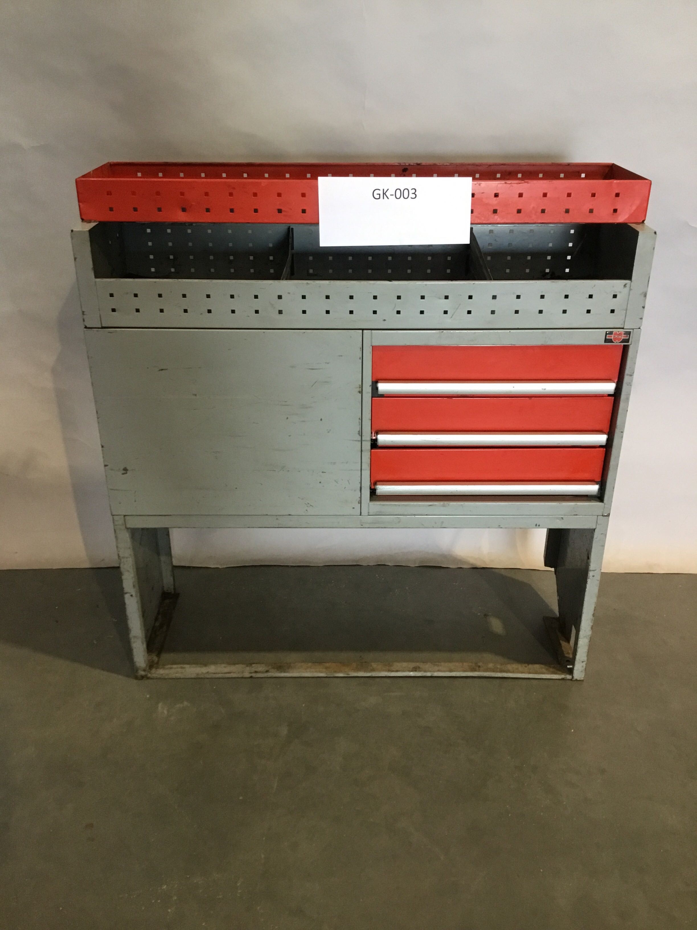 Wurth stalen bedrijfswagen inrichting GK-003