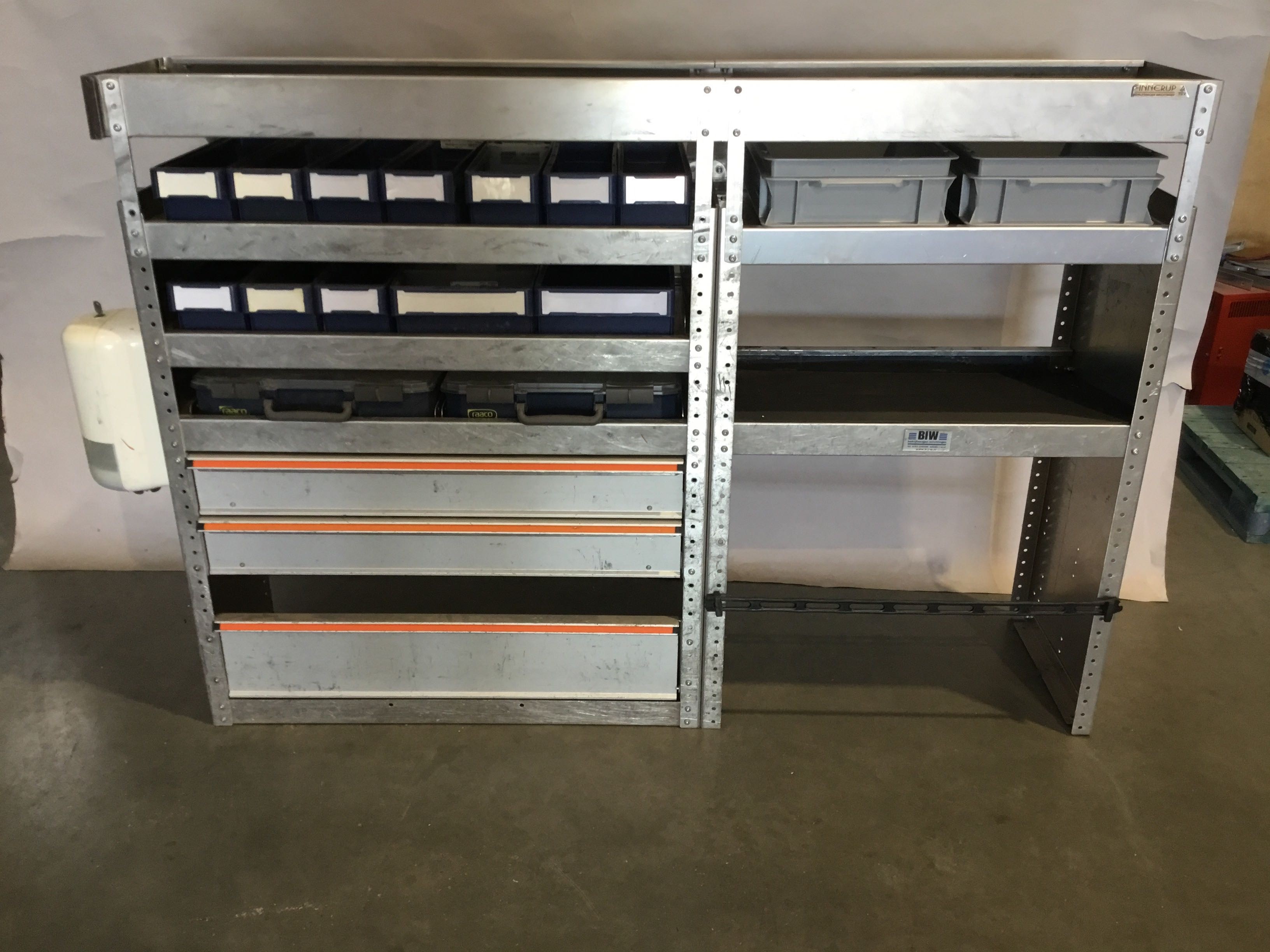 Aluminium Finnerup bedrijfswagen inrichting GK-004