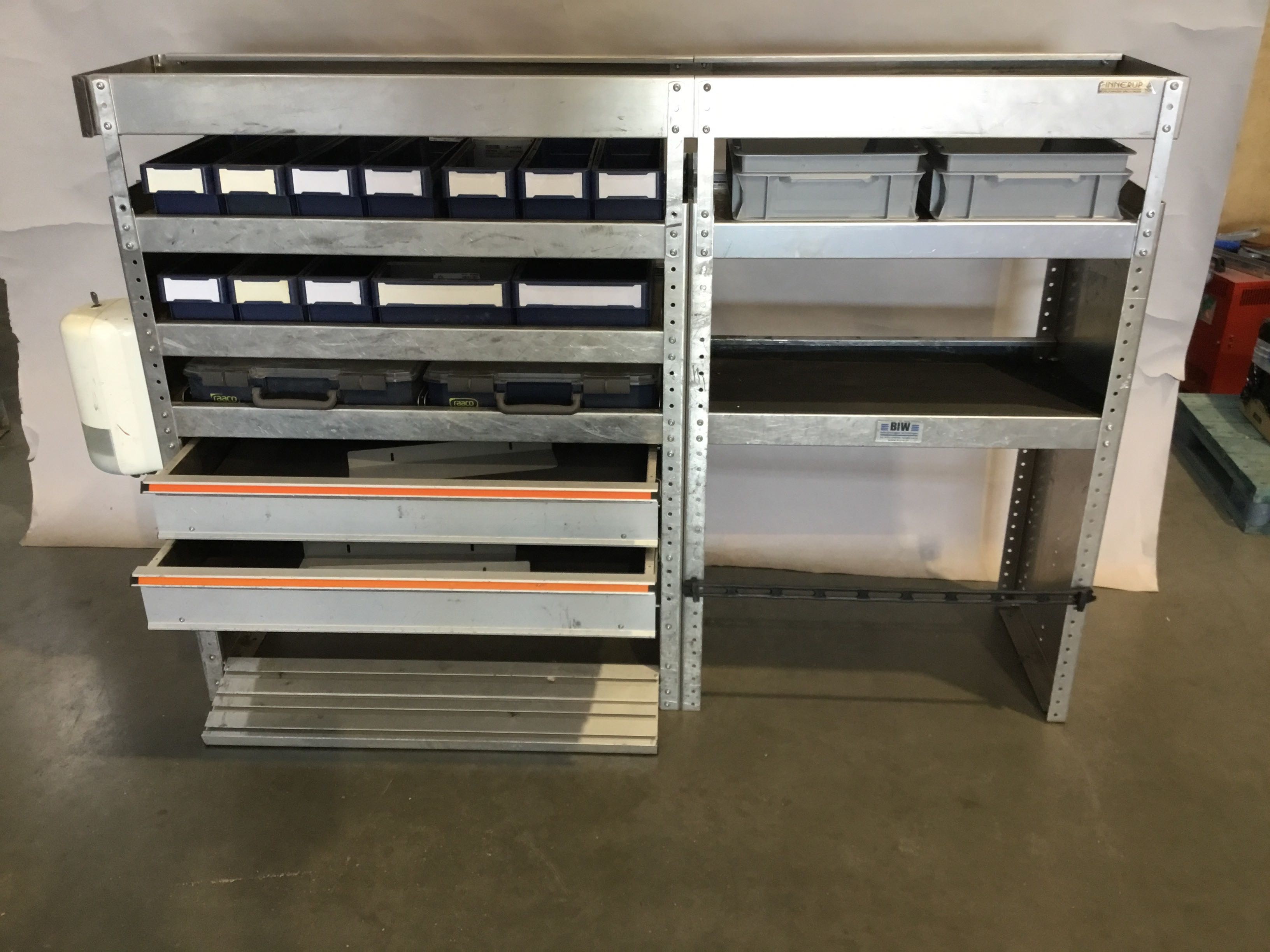 Aluminium Finnerup bedrijfswagen inrichting GK-004