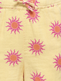 Only Girls - Korte Broek - KOGTHYRA - Sunlight Soleil - Zonnetjes