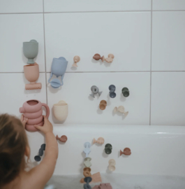 Mushie - Gieten en spelen - Badset - 10 maanden +