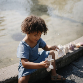 Mushie - Water Wiel - Shifting Sand - Confetti