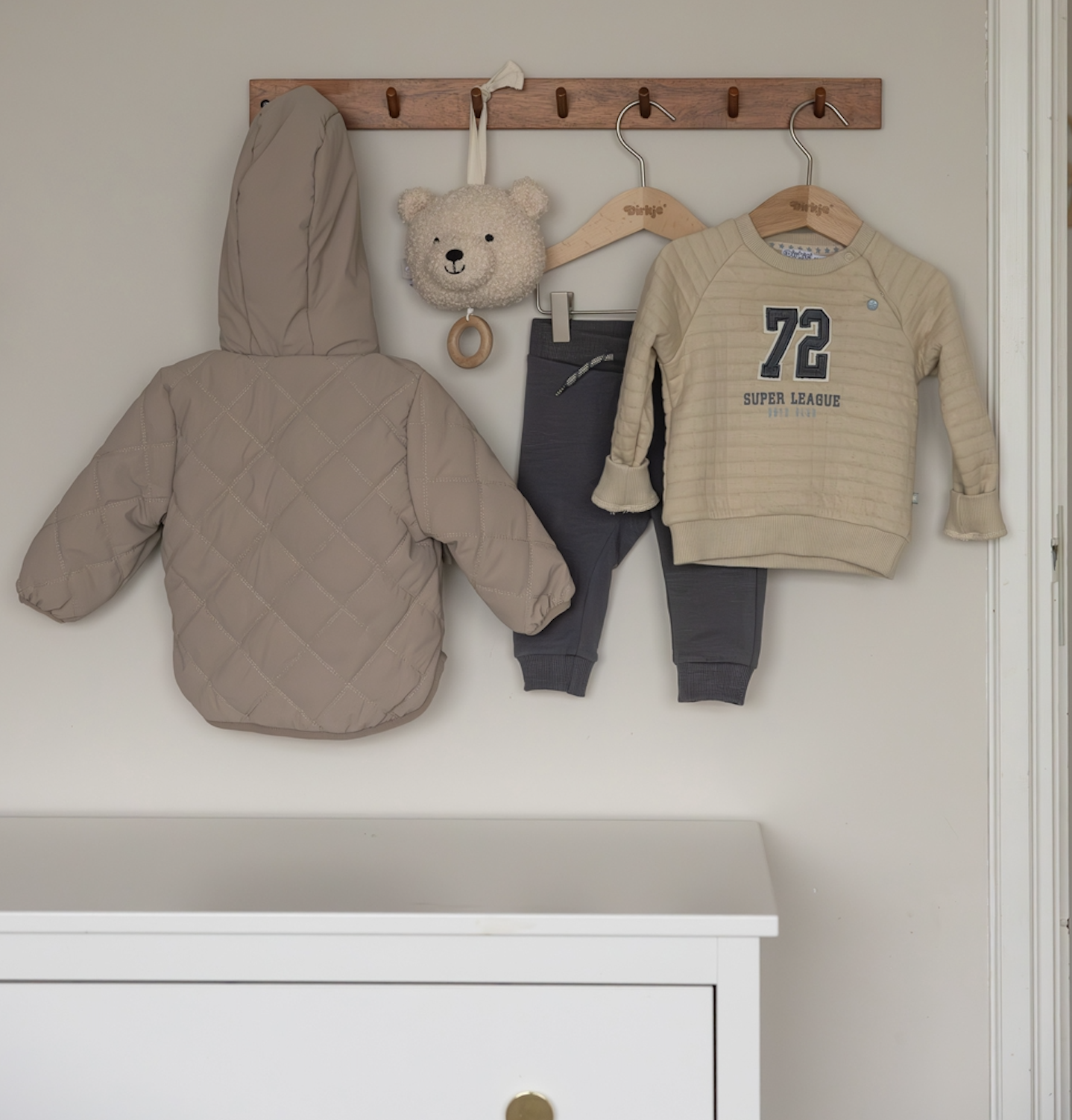 Dirkje - Kledingset - Pebble - Super League