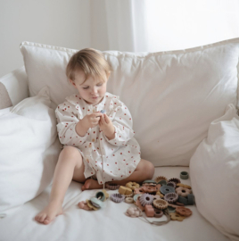 Mushie - Lasing Bead Set - 54 kralen - 4 koorden