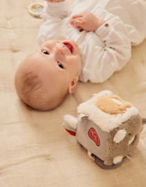 Noukie's - Activiteitenkubus - Knisperend - Fluffy de koe