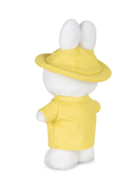 Bon Ton Toys - Nijntje staand in regenpak - Geel