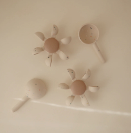 Mushie - Water Wiel - Shifting Sand - Confetti