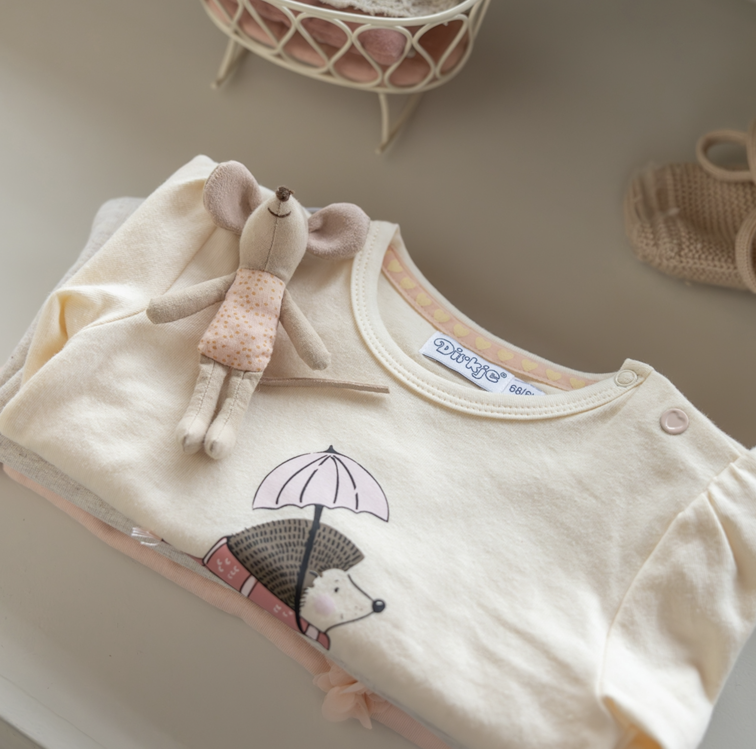 Dirkje - T-shirt - Longsleeve - Off white - Egel