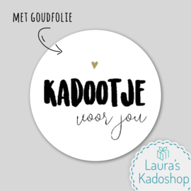 Sticker - KADOOTJE voor jou (wit)