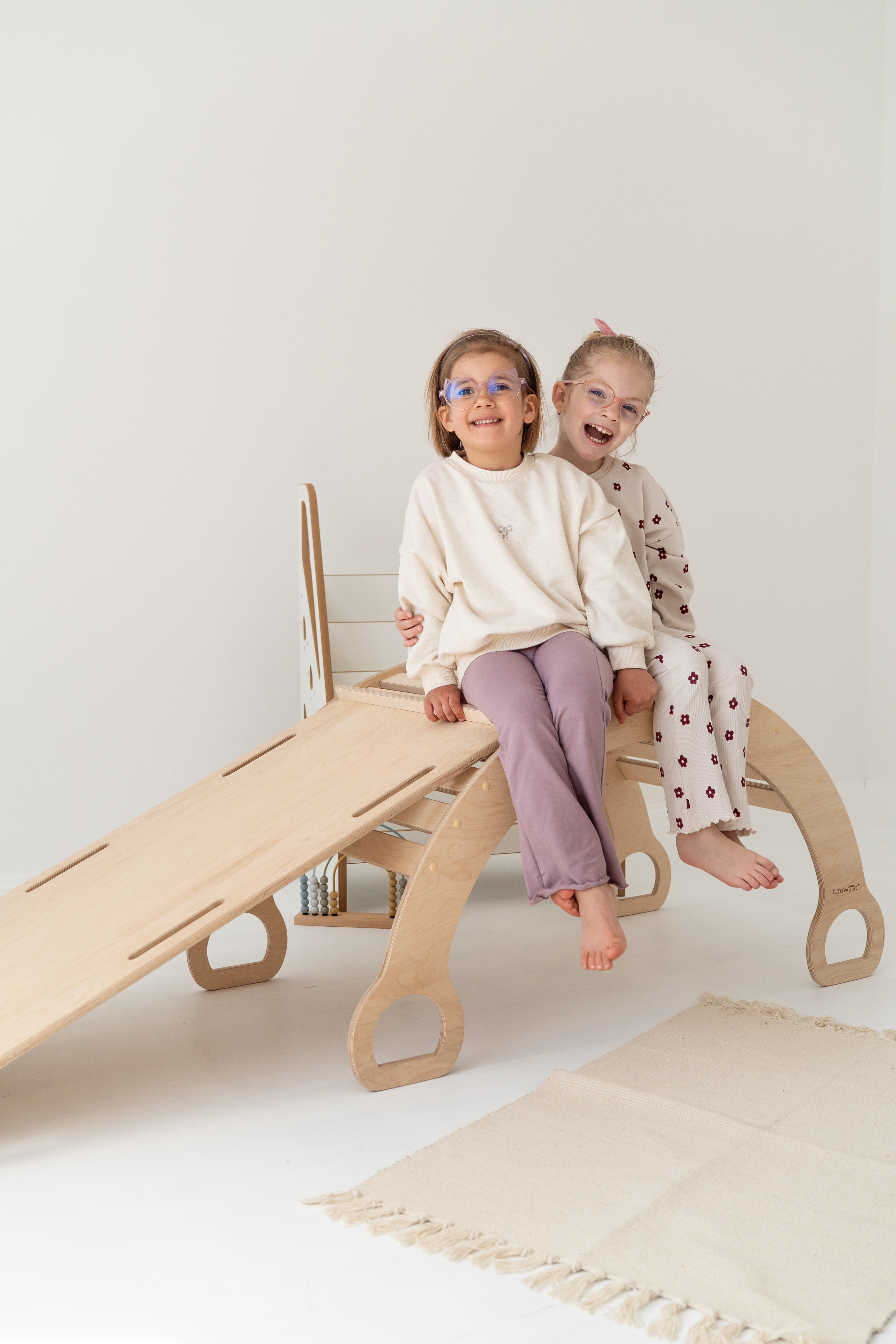2-in-1 Montessori klimboog met Glijbaan met ladder - Groot