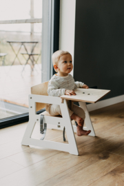 Lage kinderstoel wit