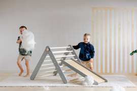 Pikler Driehoek Montessori Klimrek met Glijbaan - Grijs