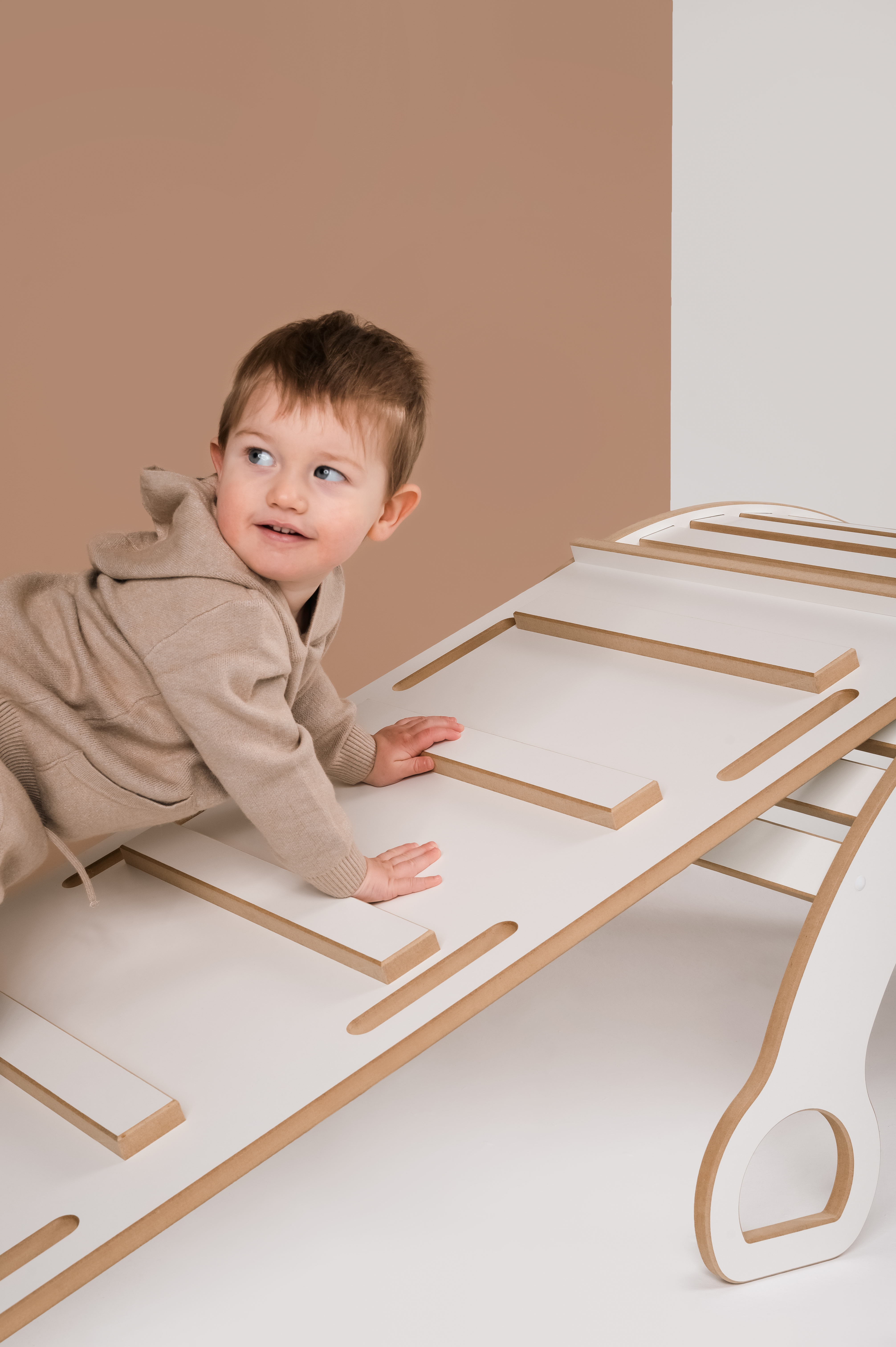 Witte 2-in-1 Montessori klimboog met Glijbaan met ladder - Groot